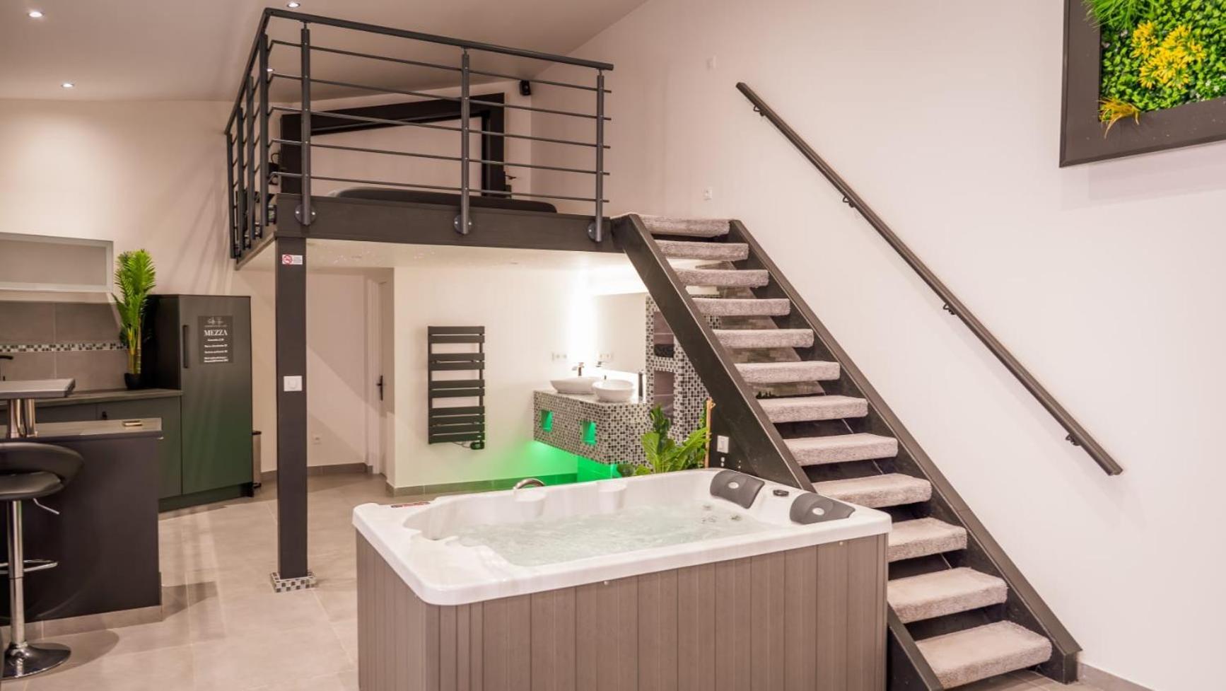 Mezza 47 Spa Precy-sur-Oise エクステリア 写真